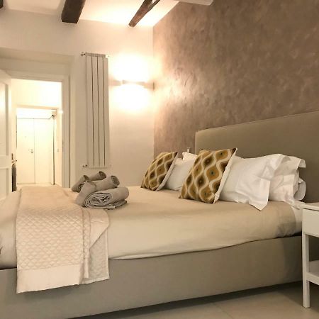Napoli Plebiscito Apartment מראה חיצוני תמונה